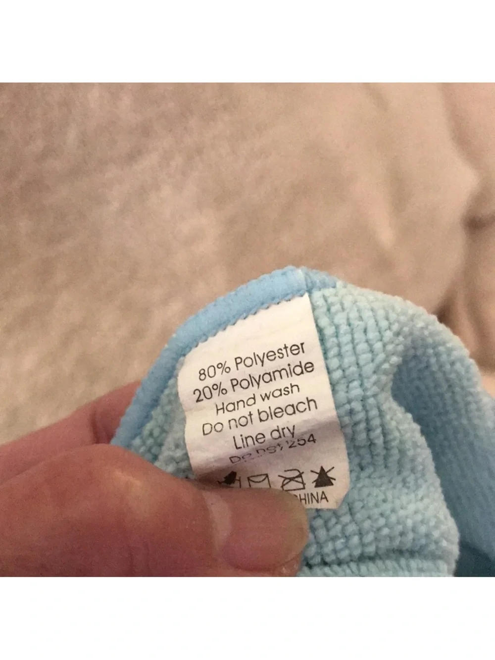Set of two microfiber hand towels Lavender and Light Blue